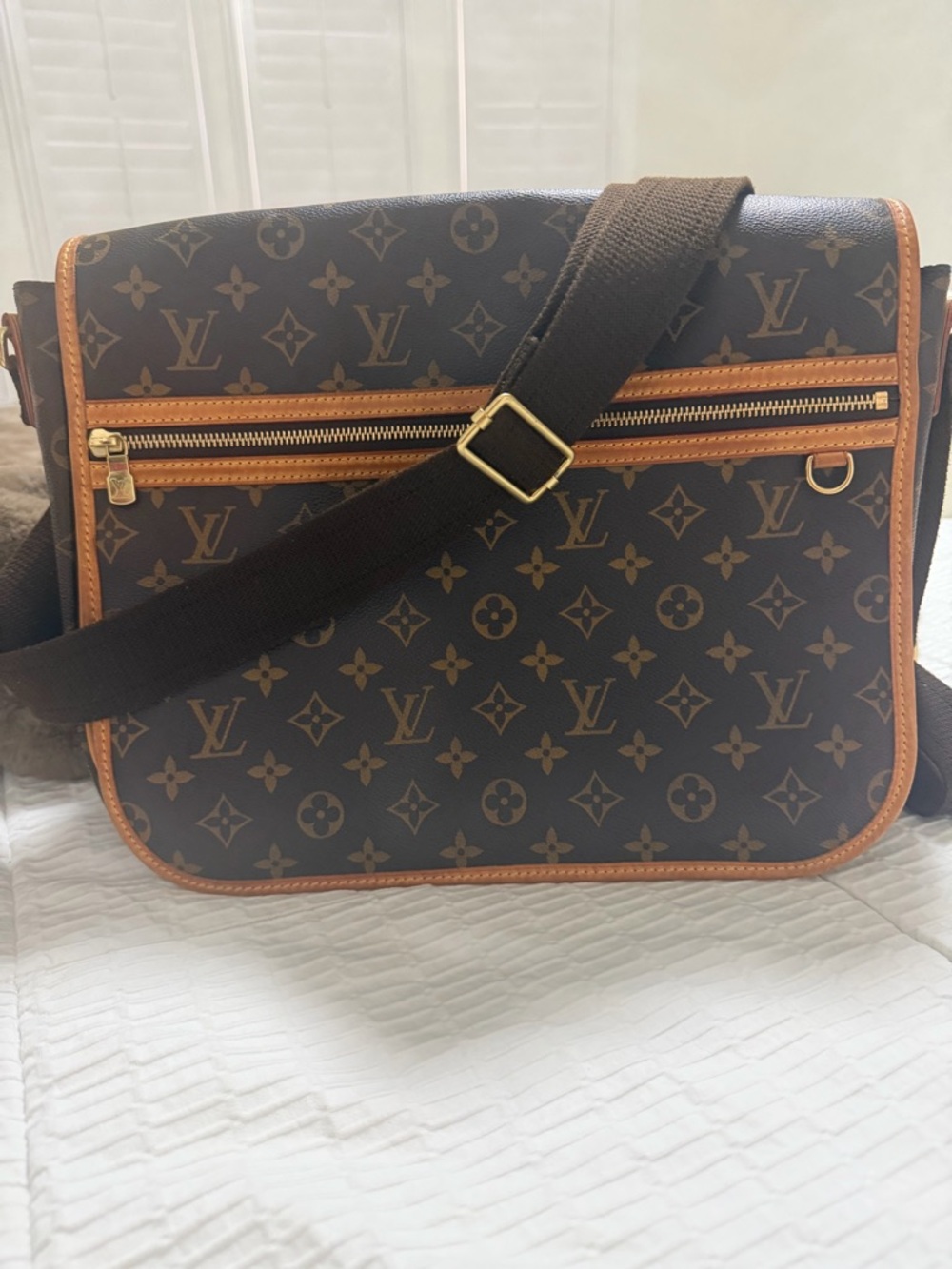 Louis Vuitton Monogram Canvas Messenger Bag in Brown and Tan